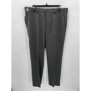 IZOD | NWT Men's Ultimate Travel Straight Fit Pant // 36x32